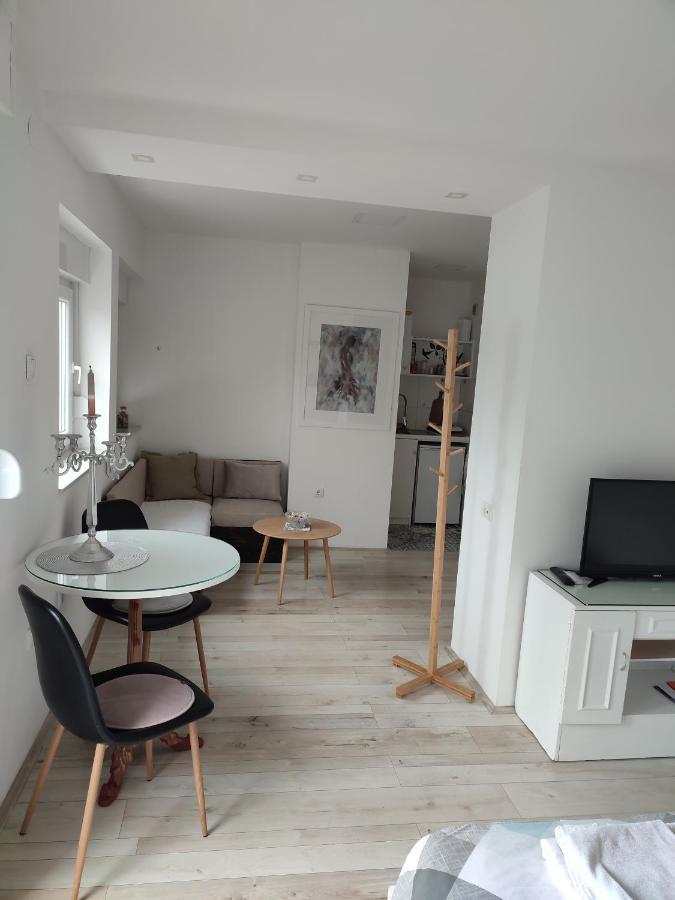 Apartman Park Trebinje Bagian luar foto