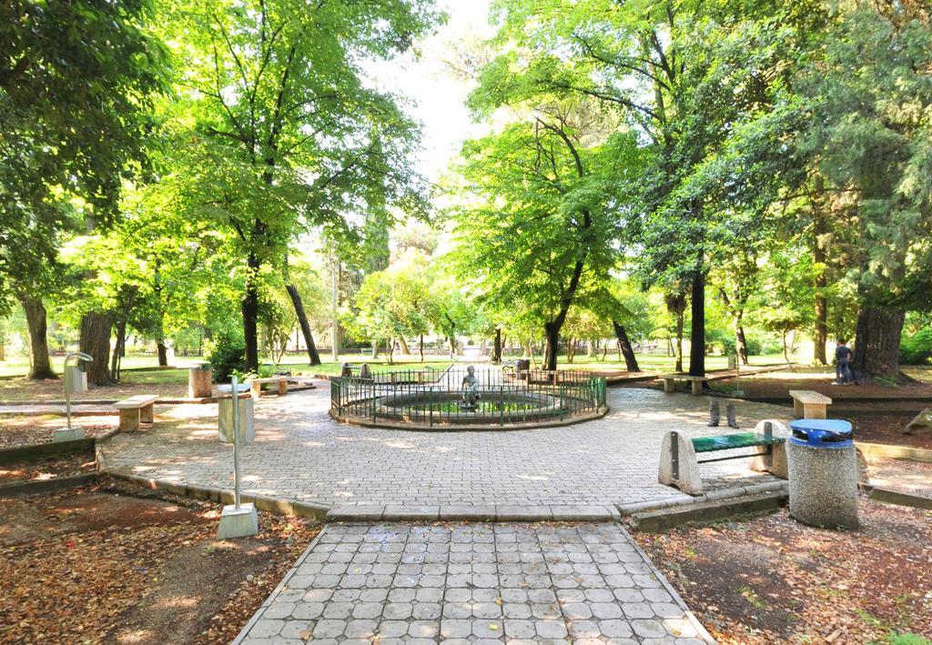 Apartman Park Trebinje Bagian luar foto